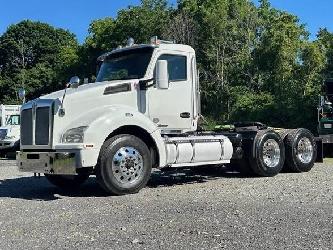 Kenworth T880