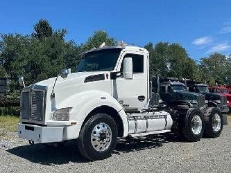 Kenworth T880