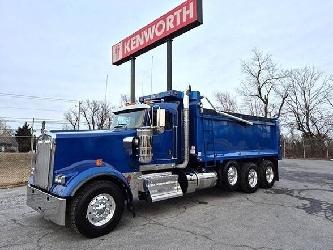 Kenworth W900