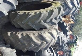  Pneus 12.4R24