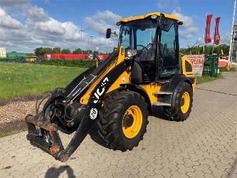 JCB 409