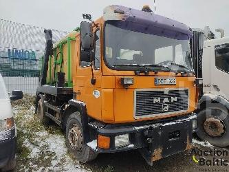 MAN 18.272