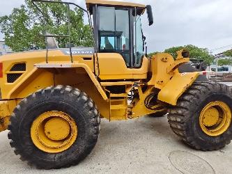 Volvo L 105