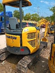 Komatsu PC30