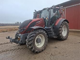 Valtra T154