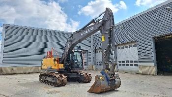 Volvo EC220E