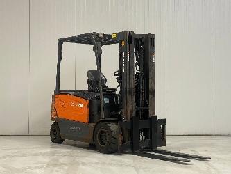 Doosan B35X-7