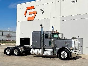 Peterbilt 389