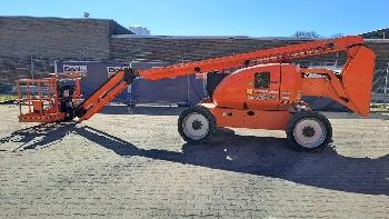 JLG 600AJ