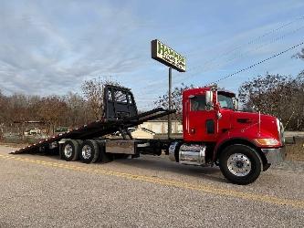 Peterbilt 348