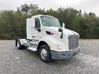 Peterbilt 579