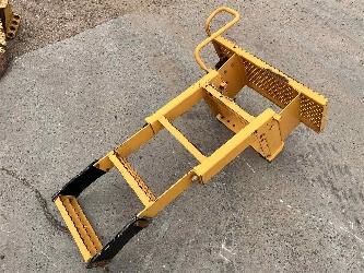 Volvo L220E trappe