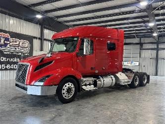 Volvo VNL740