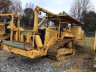 CAT D6