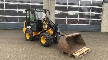 JCB 403