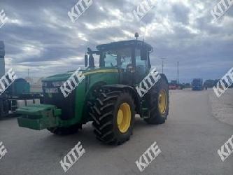 John Deere 8370R