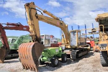 CAT 235