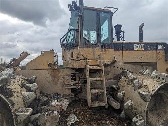 CAT 816F