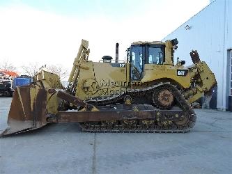CAT D8T
