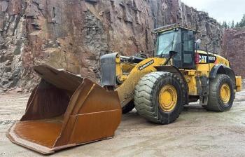 CAT 982 M