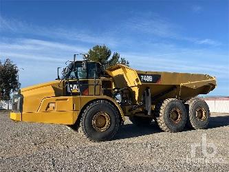 CAT 740B