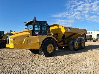 CAT 745