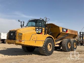 CAT 745C