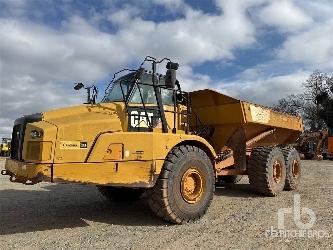 CAT 745C