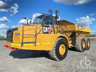 CAT 745C