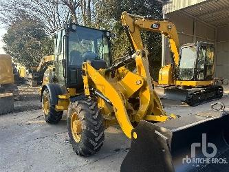 CAT 907M