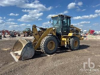 CAT 926M