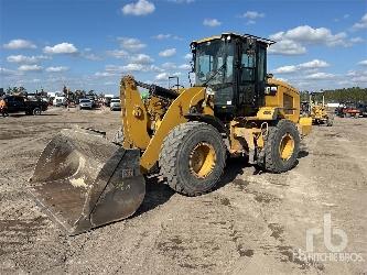 CAT 930M