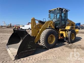 CAT 930M