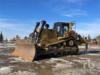 CAT D8T