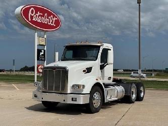 Peterbilt 567