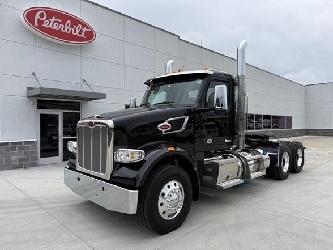 Peterbilt 567