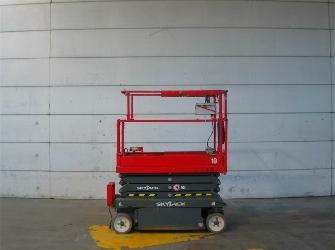 SkyJack SJ3219