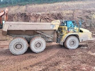 CAT 745C