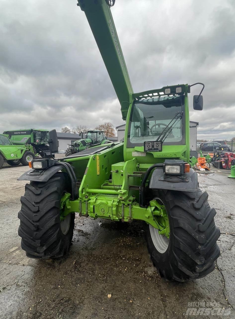 Merlo TF 42.7-140 معدات مناولة لأغراض الزراعة