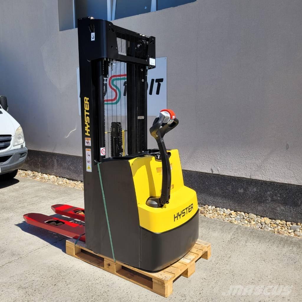Hyster S 1.6 معدات التكديس الجوالة