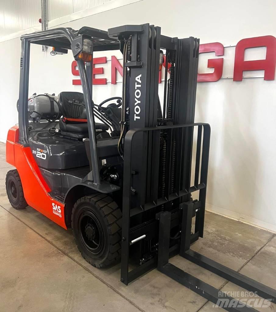 Toyota 10831 8FGF20 شاحنات LPG