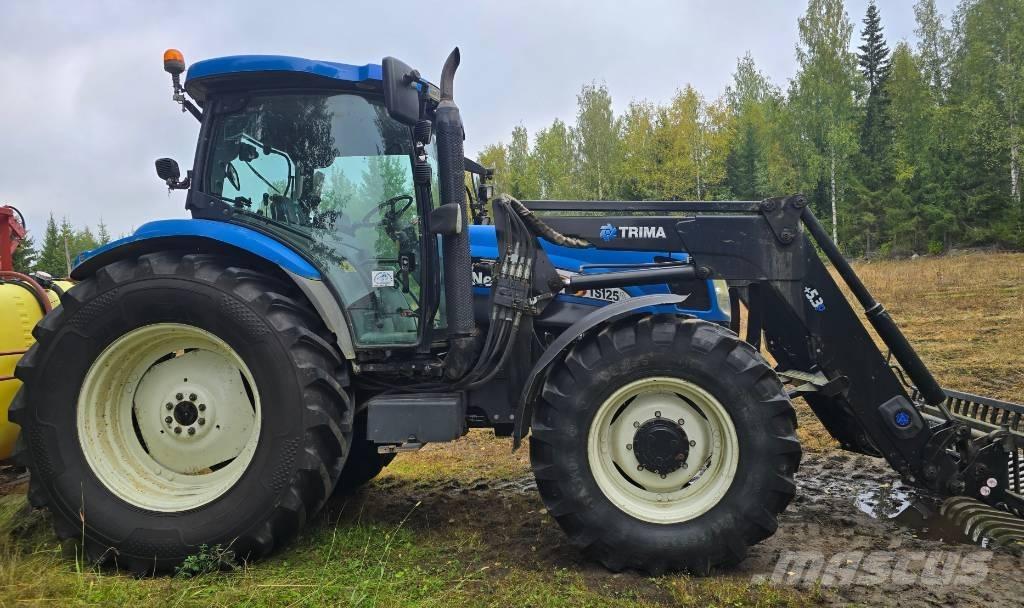 New Holland TS 125 A الجرارات
