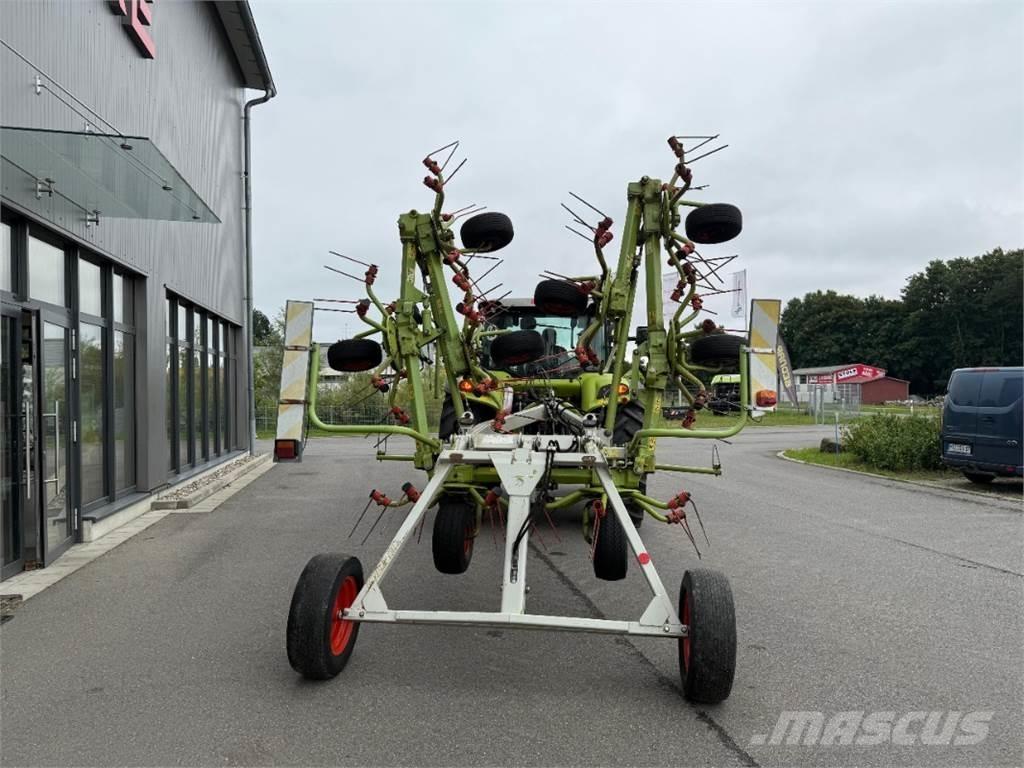CLAAS Volto 870 T مكابس وميبسات التبن