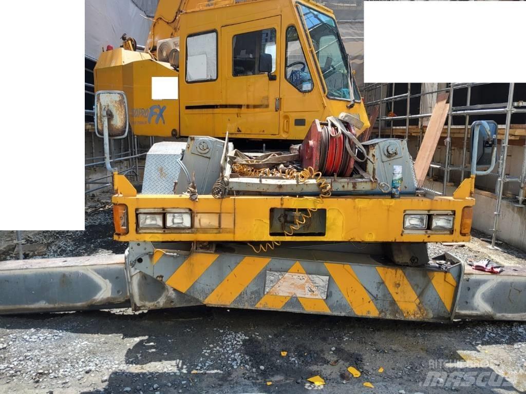 Tadano TR 250 M-5 رافعات الطرق الوعرة
