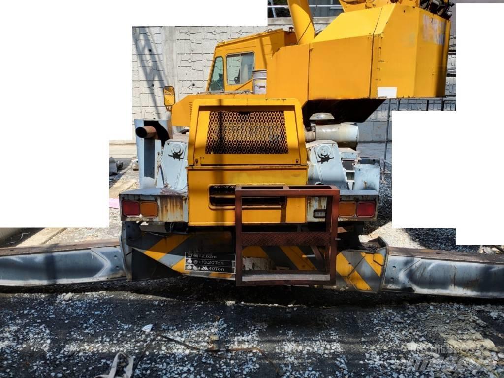 Tadano TR 250 M-5 رافعات الطرق الوعرة