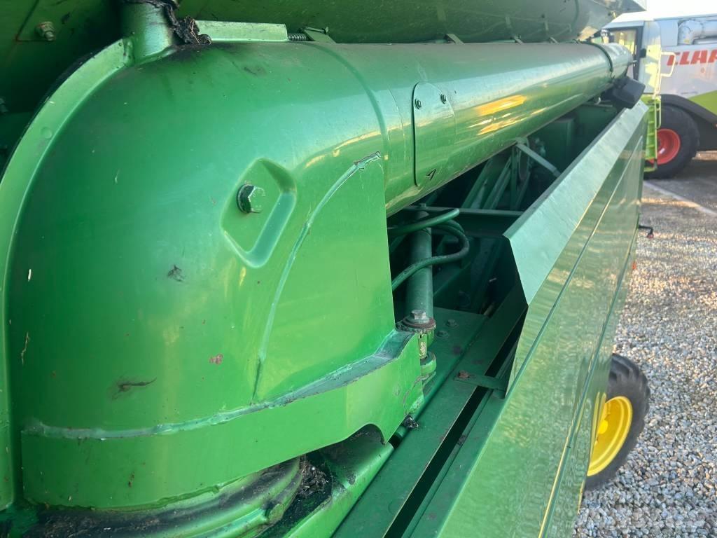 John Deere 2054 حصادات