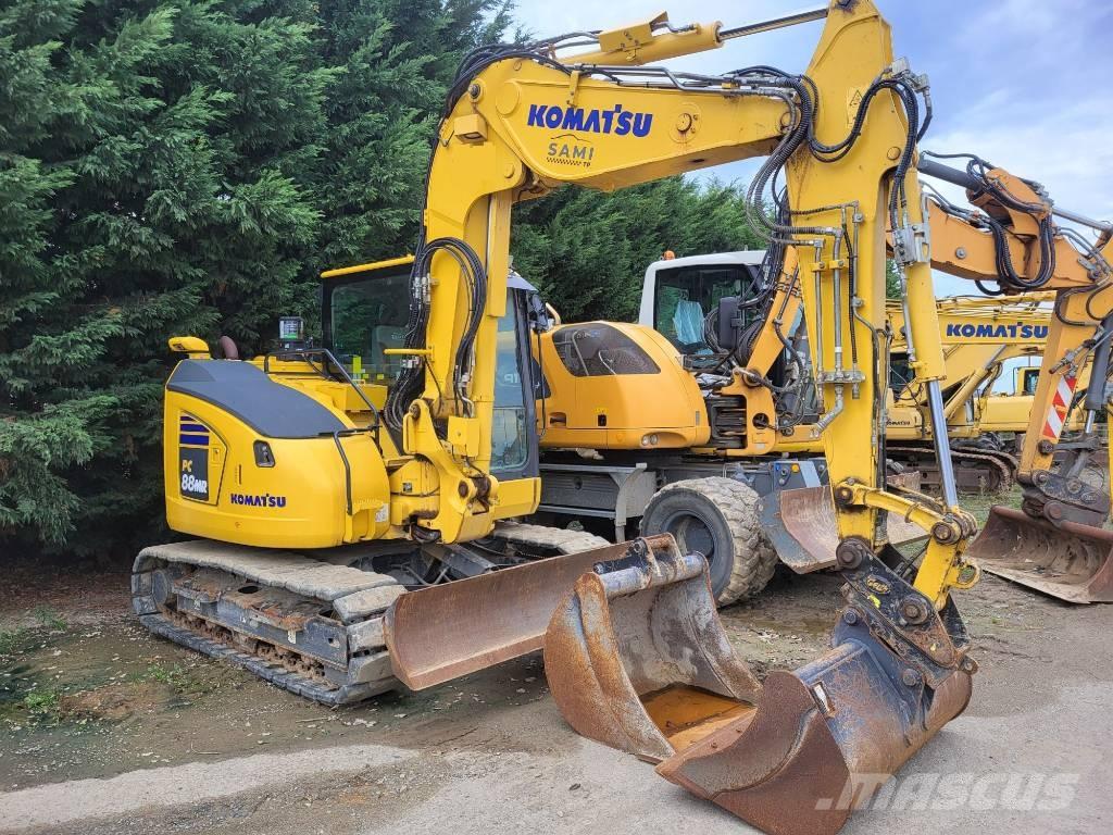 Komatsu PC88MR-11 حفارات وسط 7 طن - 12 طن