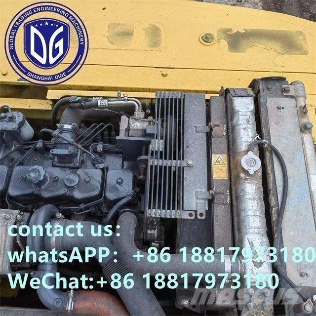 Komatsu PC220-7 حفارات زحافة