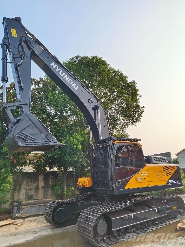 Hyundi R305LC-9T حفارات زحافة