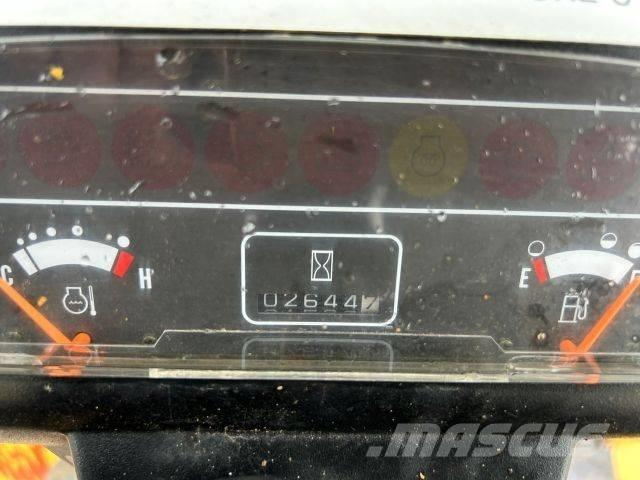 CAT DP 35 K شاحنات الديزل